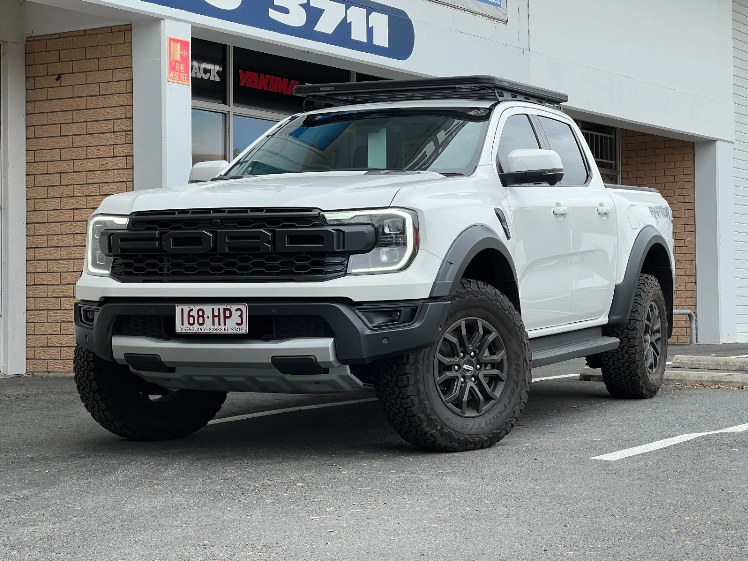 Yakima Platform A (1240mm X 1530mm) With RuggedLine Spine Attachment For Ford Ranger Raptor P703 4dr Ute With Bare Roof (2022 Onwards) 9 Yakima Platform A (1240mm X 1530mm) With RuggedLine Spine Attachment For Ford Ranger Raptor P703 4dr Ute With Bare Roof (2022 Onwards) - Image 7